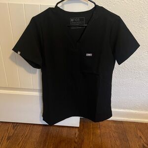 Figs Black Short Sleeve Tee for Professionals